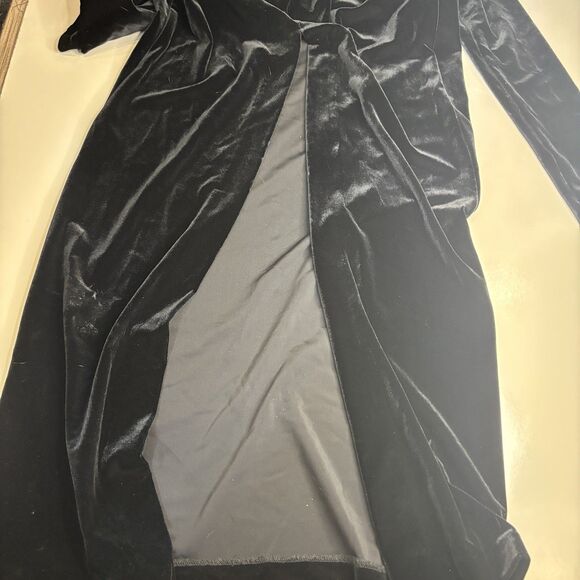 Xscape Shoulder Cutout Long Sleeve Velvet Maxi Dress Size 8 Ruched Whimsigoth - Picture 9 of 9